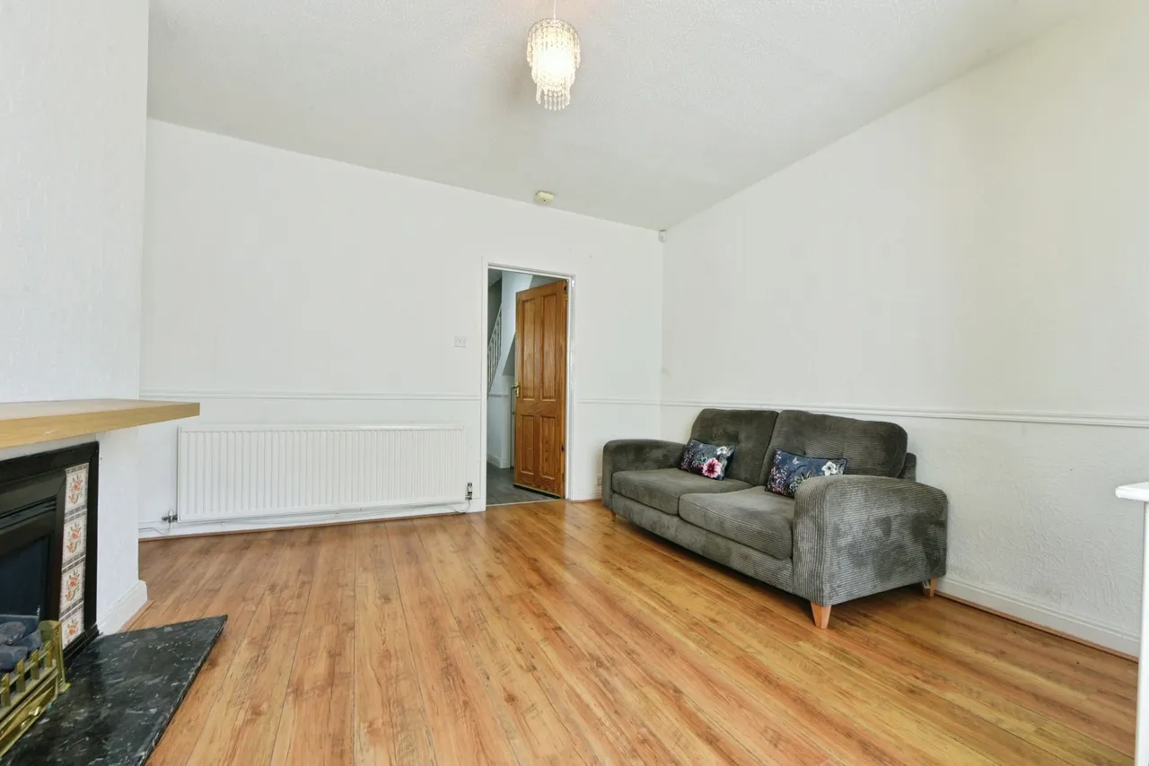 Montagu Street, Compstall, Stockport, Greater Manchester, SK6, photo 5