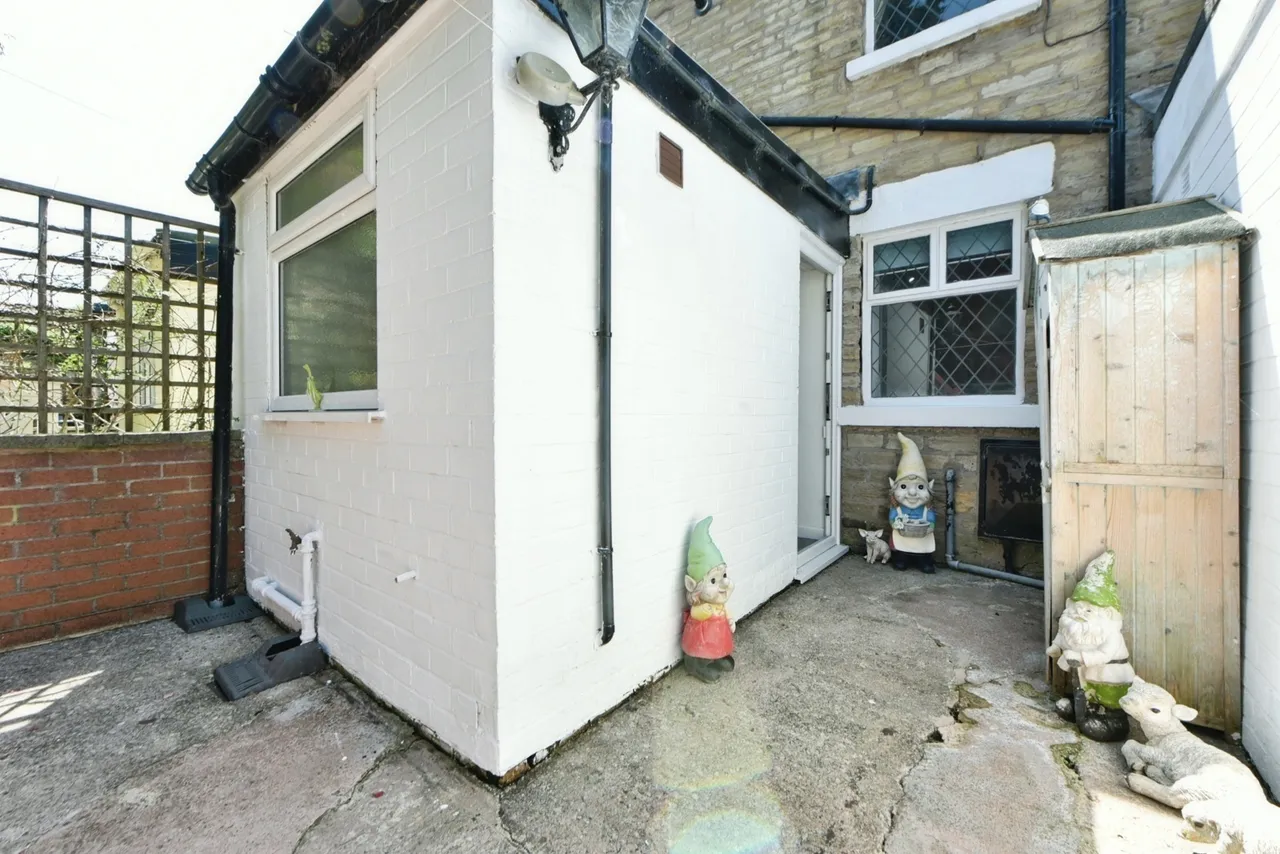 Montagu Street, Compstall, Stockport, Greater Manchester, SK6, photo 15