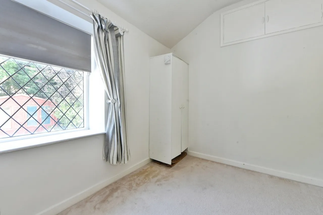 Montagu Street, Compstall, Stockport, Greater Manchester, SK6, photo 12