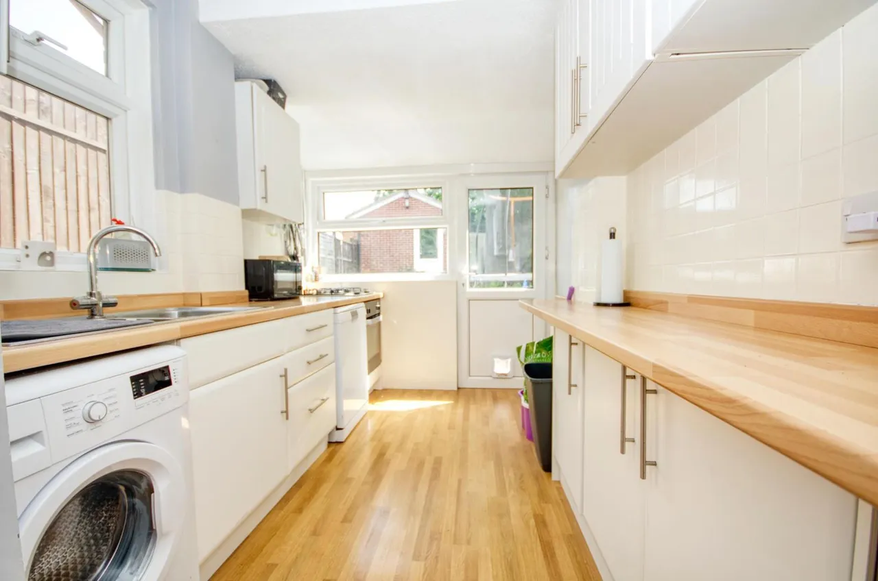 Woodmill Lane, Southampton, SO18 2PB, photo 4