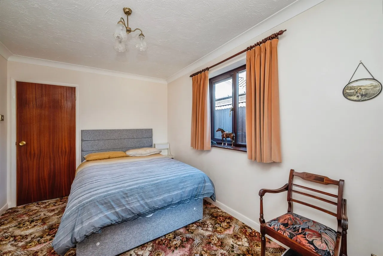 Main Road, Ormesby, Great Yarmouth, photo 12