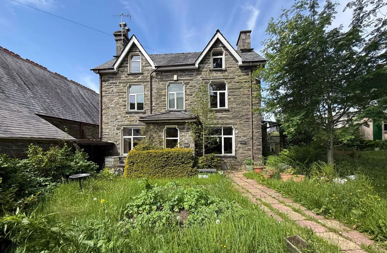 4 bed house for sale, Manod Road, Blaenau Ffestiniog