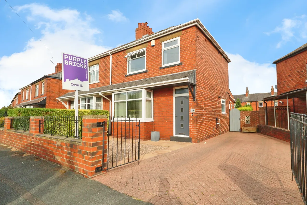 3 bed house for sale — Coniston Road, Dewsbury