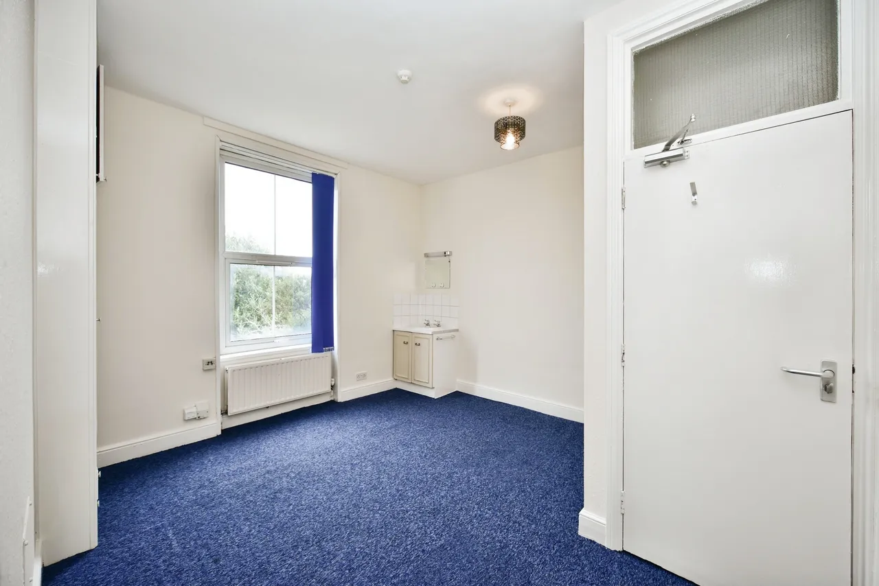 Bower Mount Road, Maidstone, Kent, ME16, photo 8