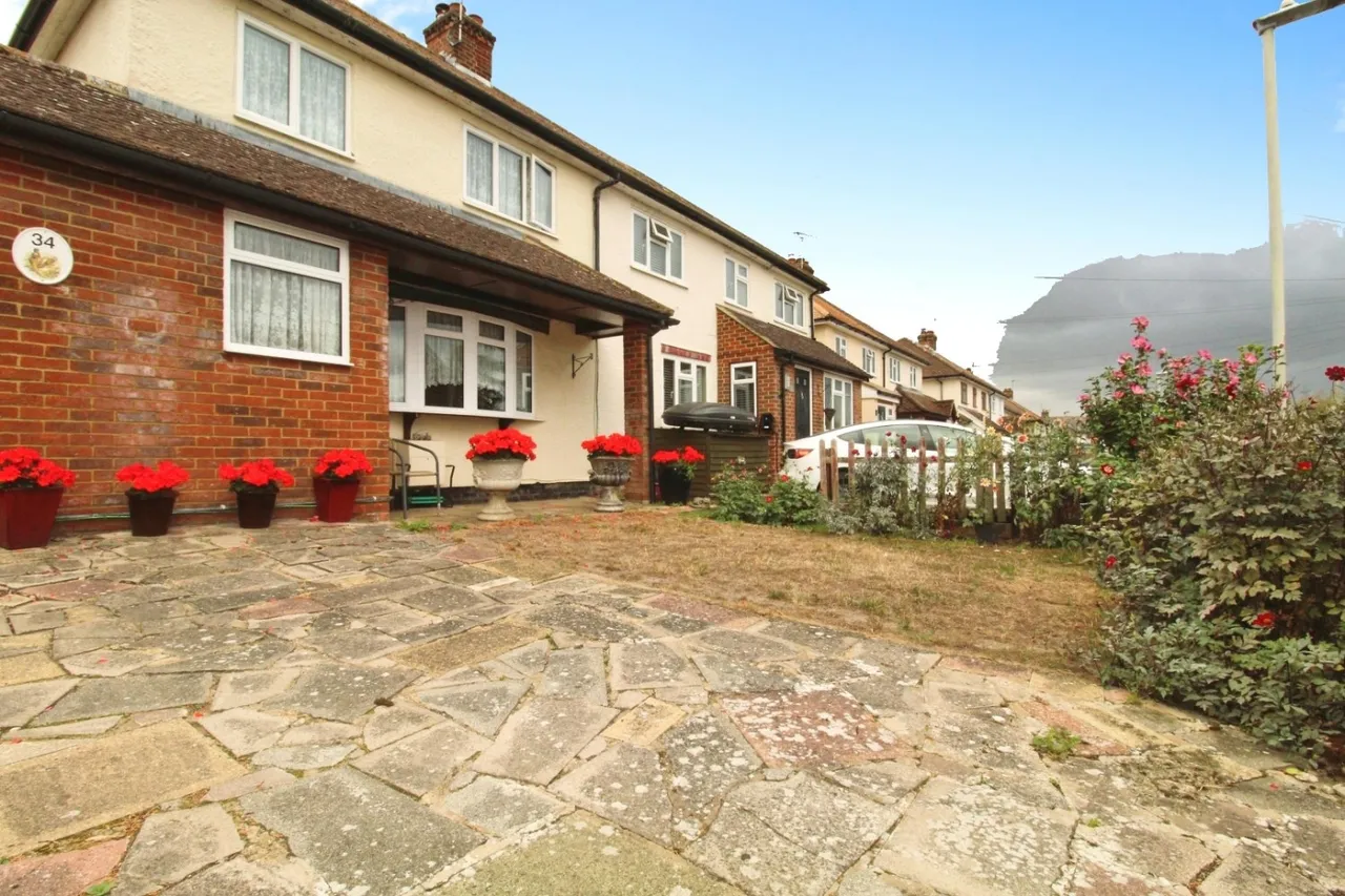 Thele Avenue, Stanstead Abbotts, SG12, photo 6
