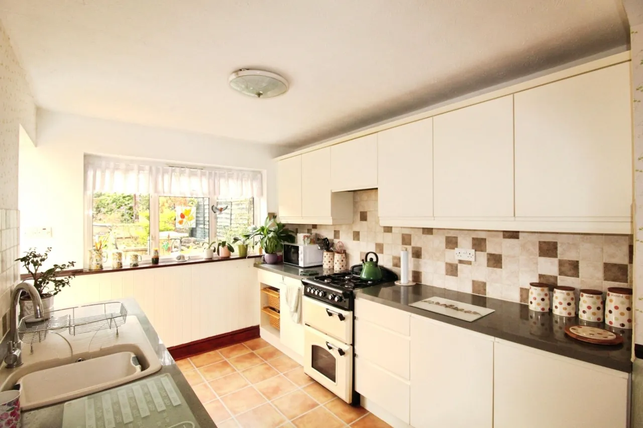 Thele Avenue, Stanstead Abbotts, SG12, photo 12