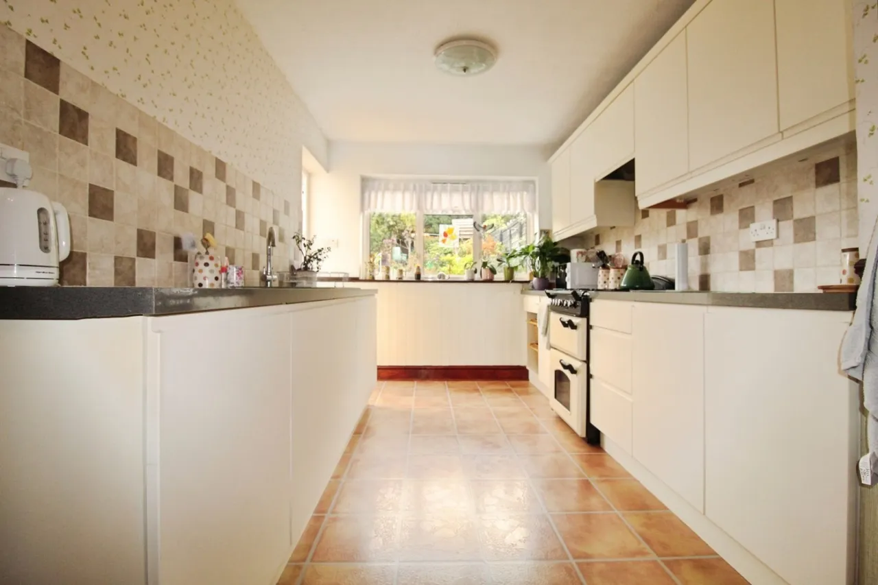 Thele Avenue, Stanstead Abbotts, SG12, photo 31