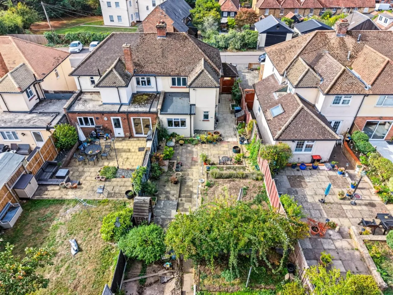 Thele Avenue, Stanstead Abbotts, SG12, photo 41