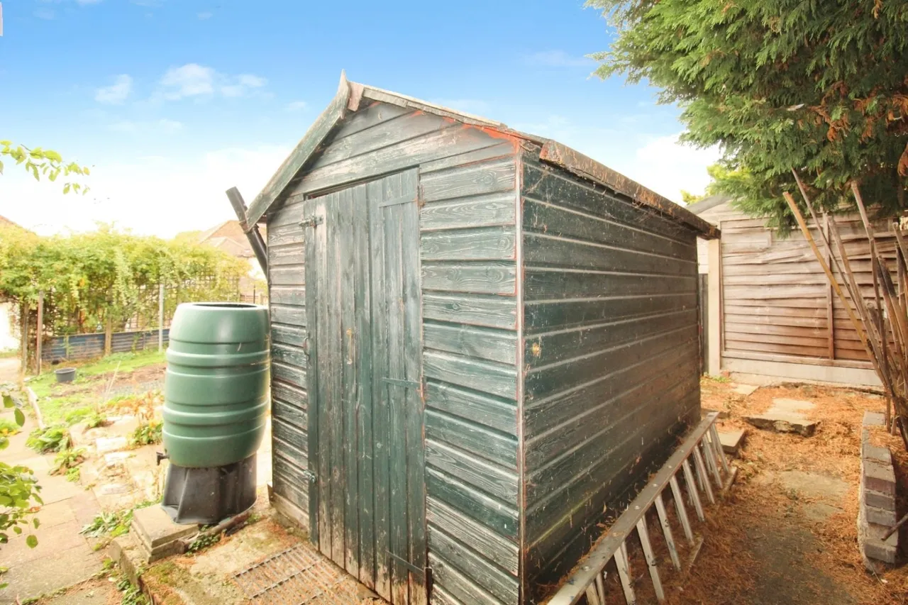 Thele Avenue, Stanstead Abbotts, SG12, photo 22