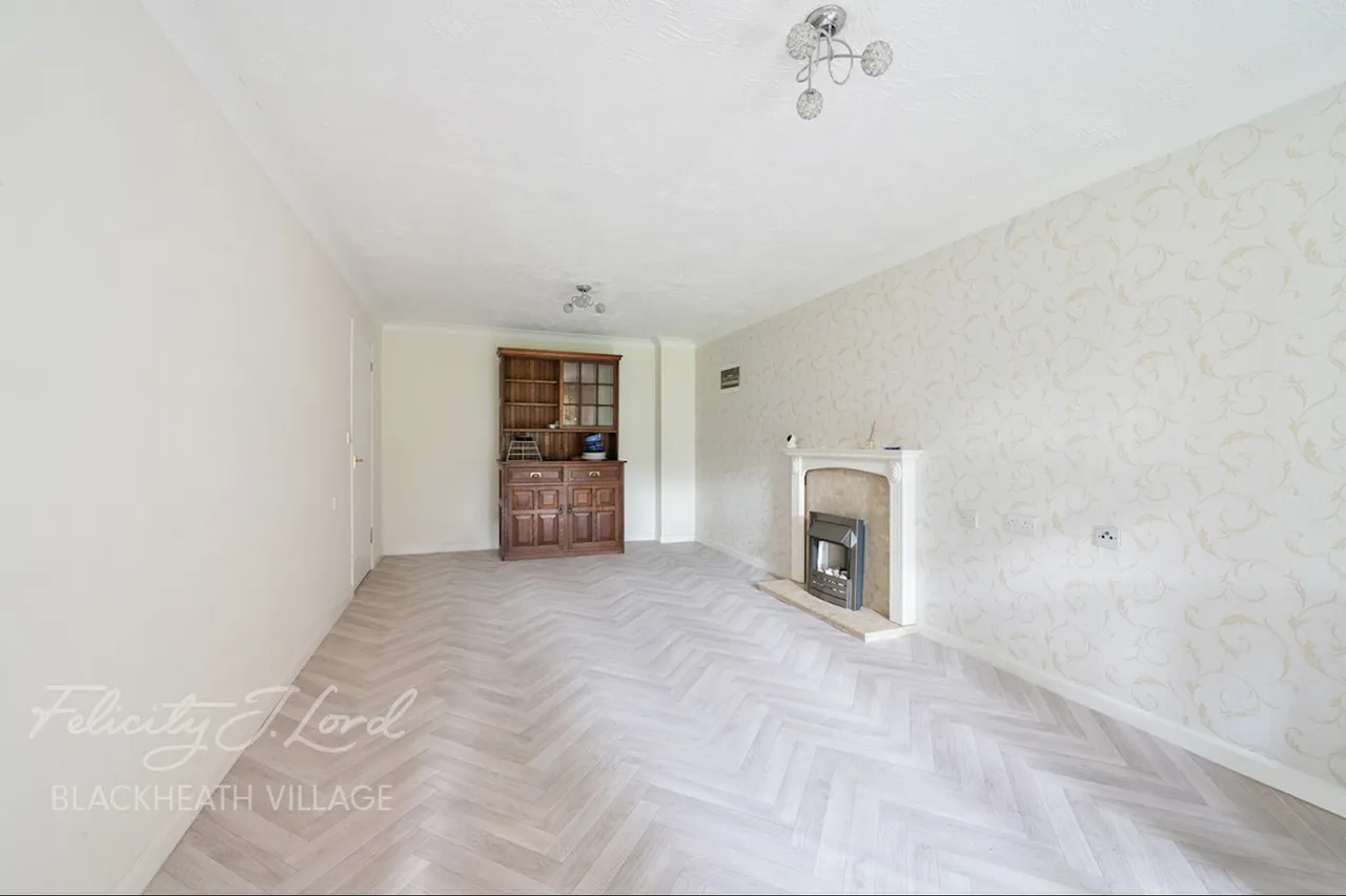 Marvels Lane, London, SE12, photo 6