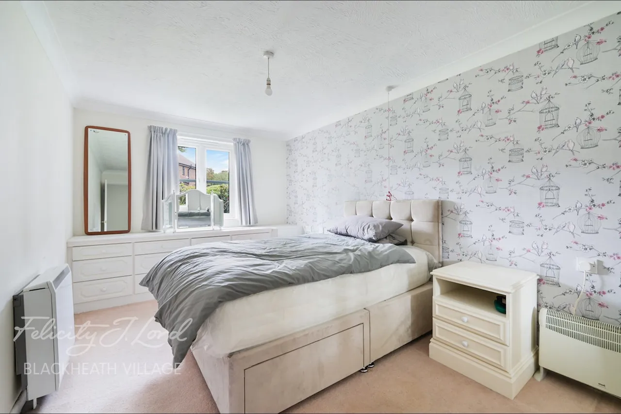 Marvels Lane, London, SE12, photo 4