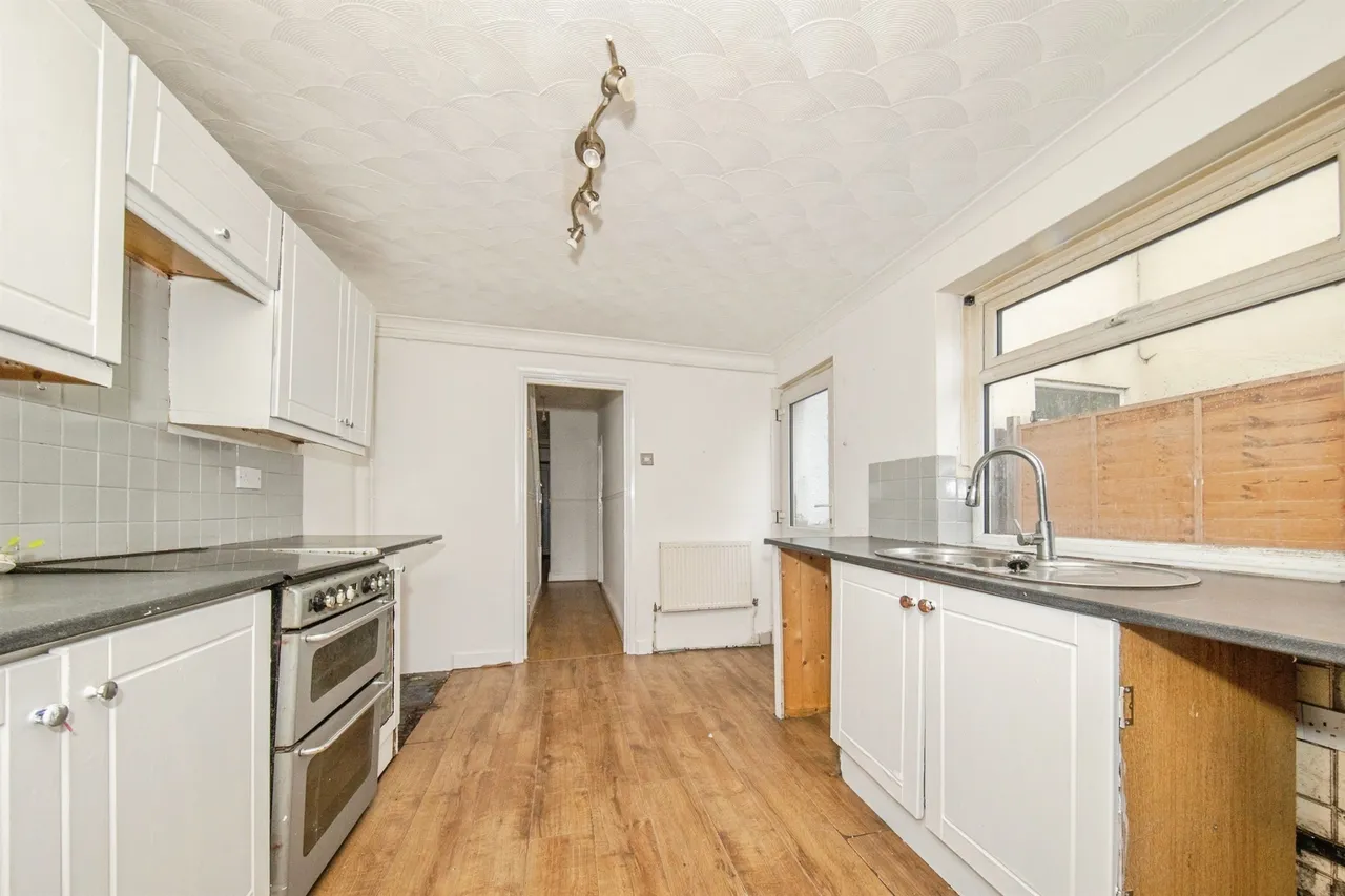 Manor Road, Harwich, CO12, photo 4