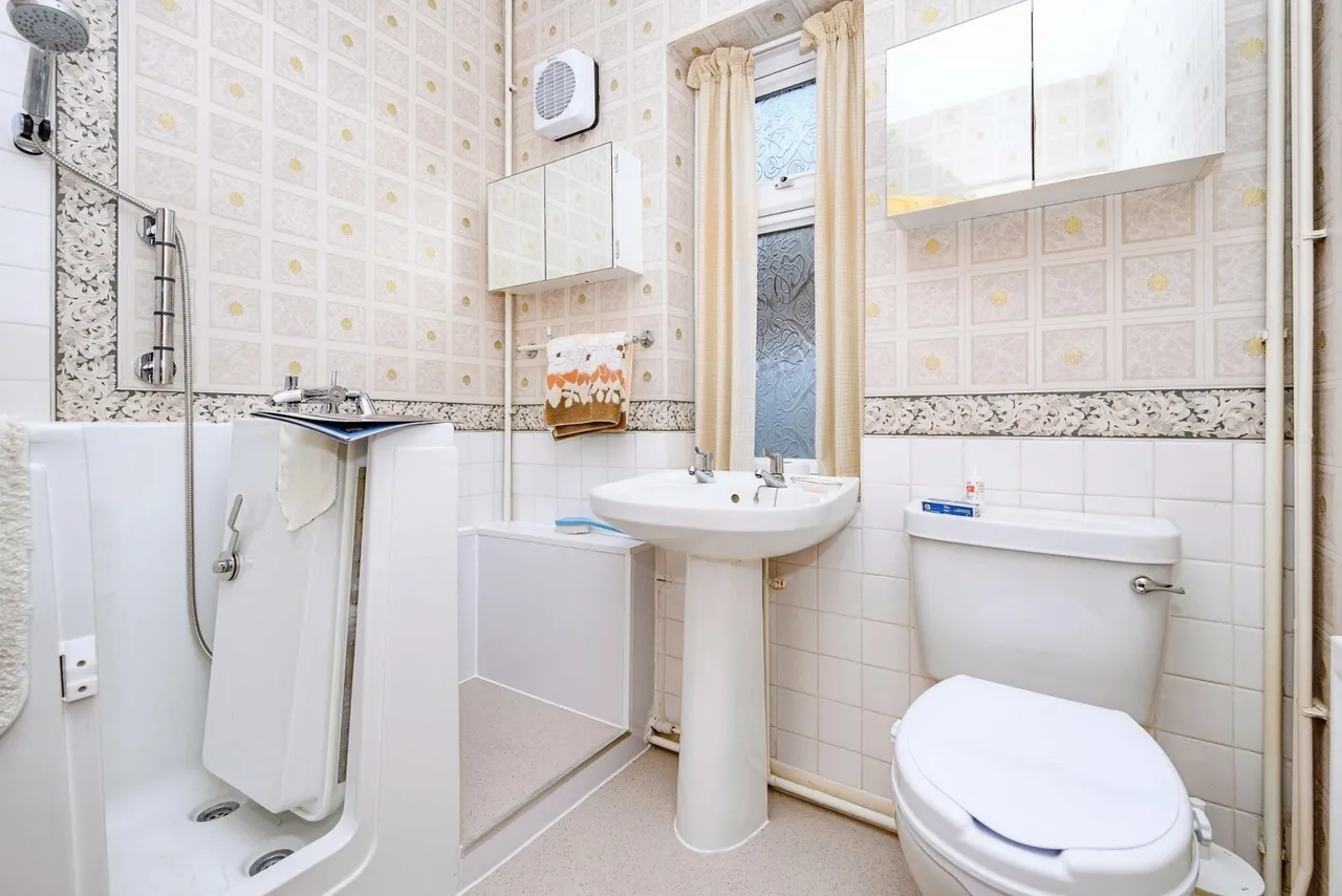 Abingdon Road, LUTON, Bedfordshire, LU4, photo 10