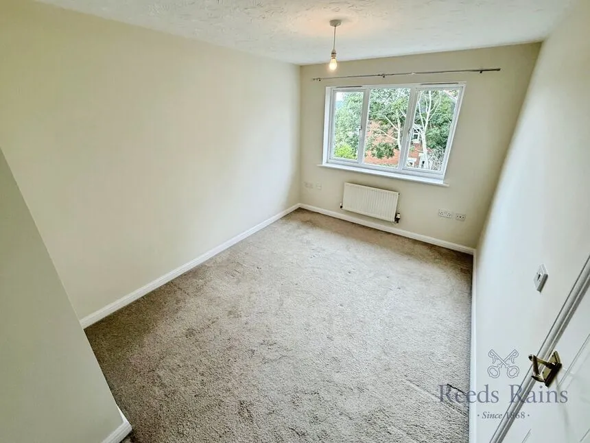Chatsworth Park Avenue, Stoke-on-Trent, Staffordshire, ST4, photo 11