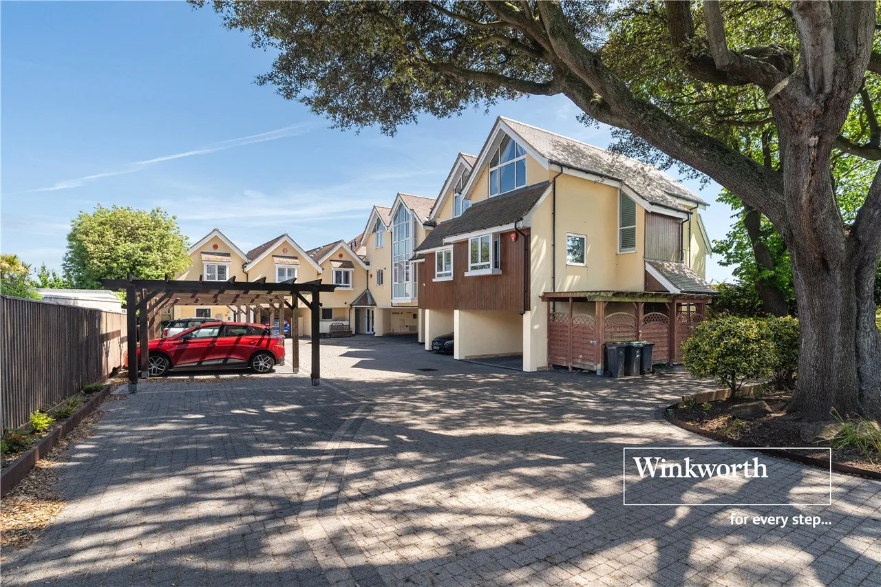 Warren Edge Road, Bournemouth, Dorset, BH6, photo 4
