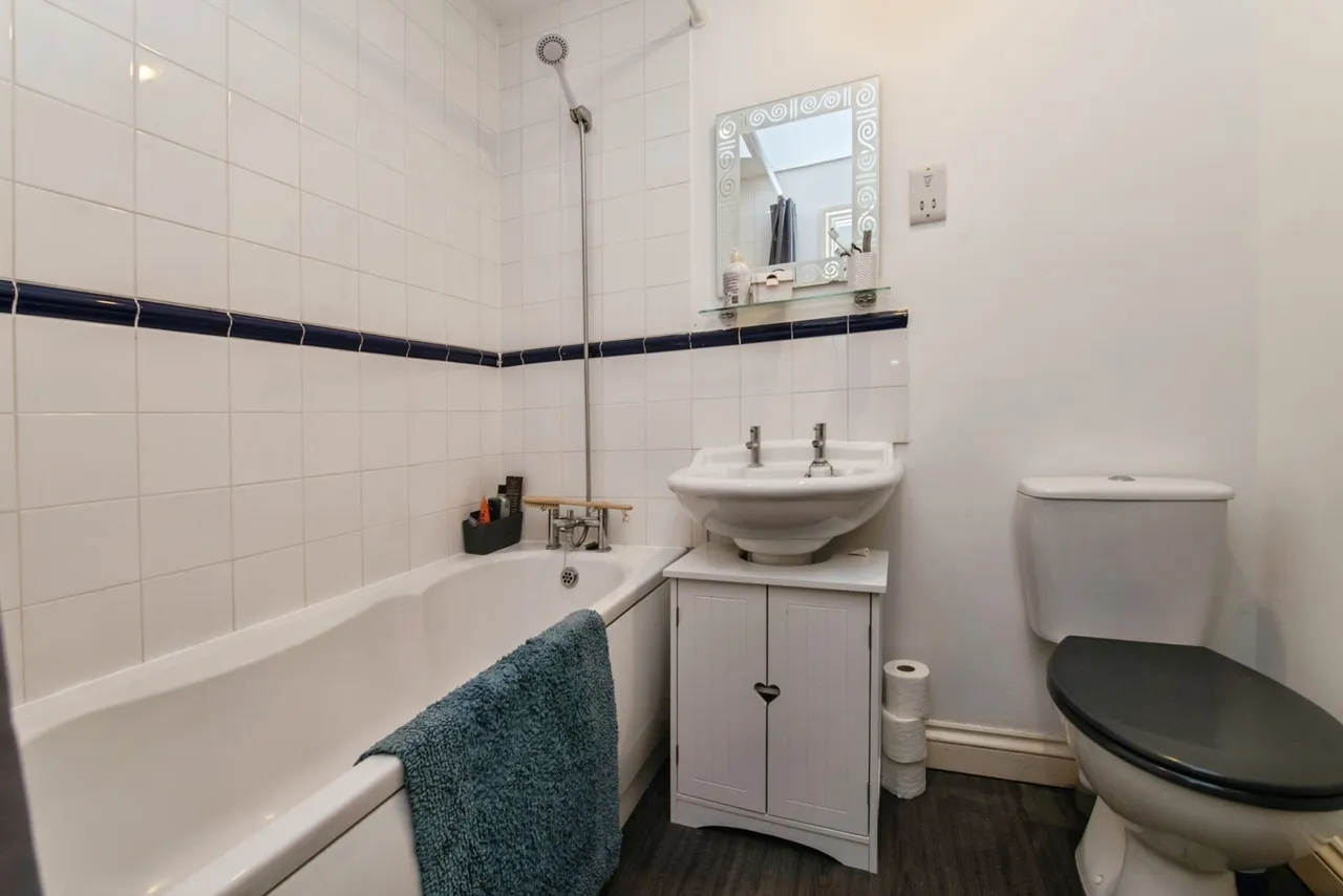 Hylton Gardens, Exeter, EX4, photo 12