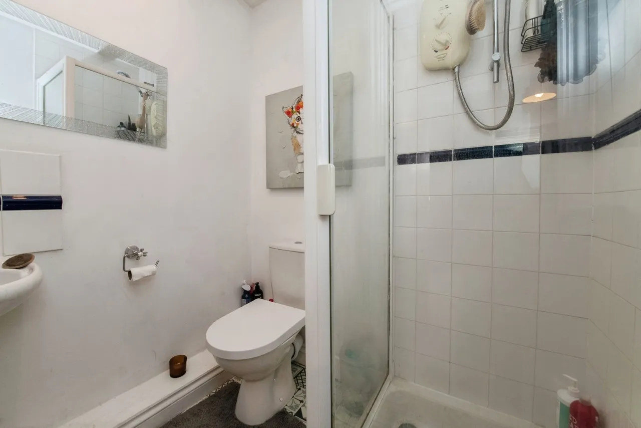 Hylton Gardens, Exeter, EX4, photo 13