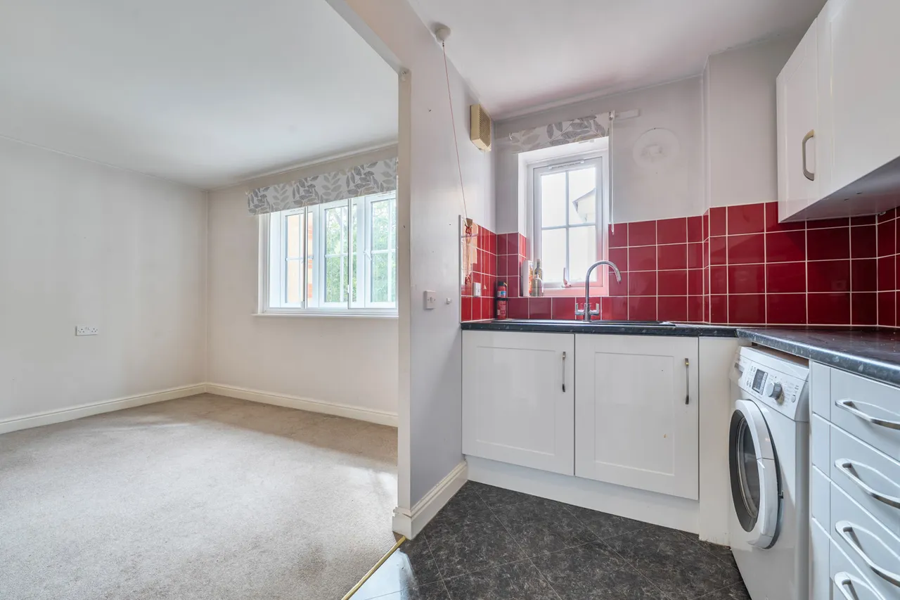 High Street, Rickmansworth, WD3, photo 15