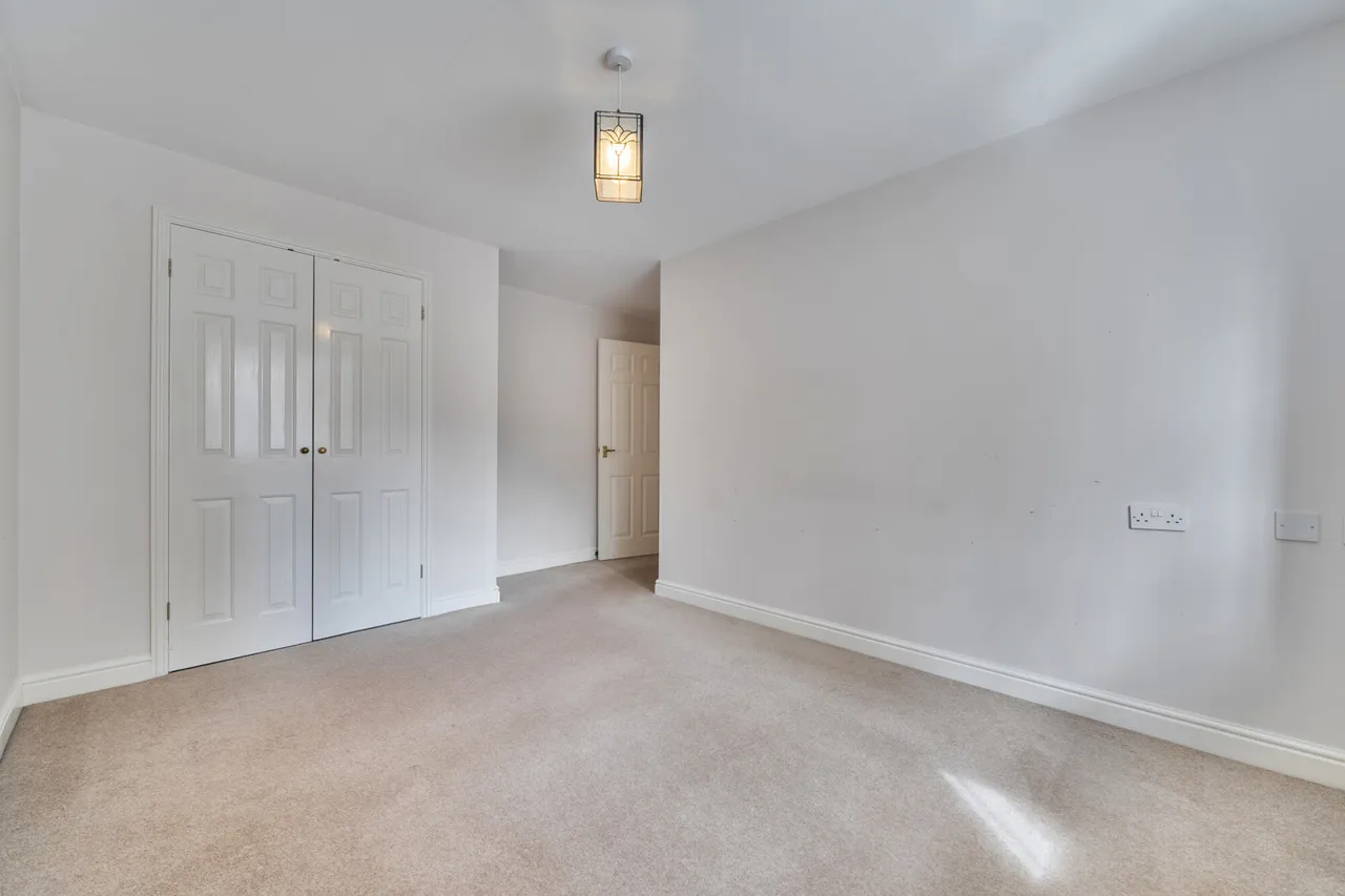 High Street, Rickmansworth, WD3, photo 11