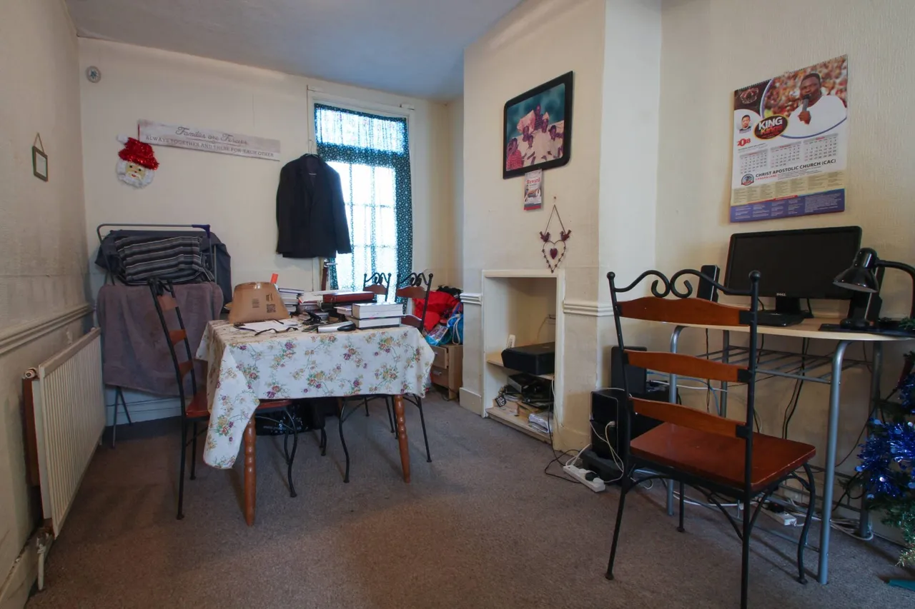 Maximfeldt Road, Erith, Kent, DA8, photo 3