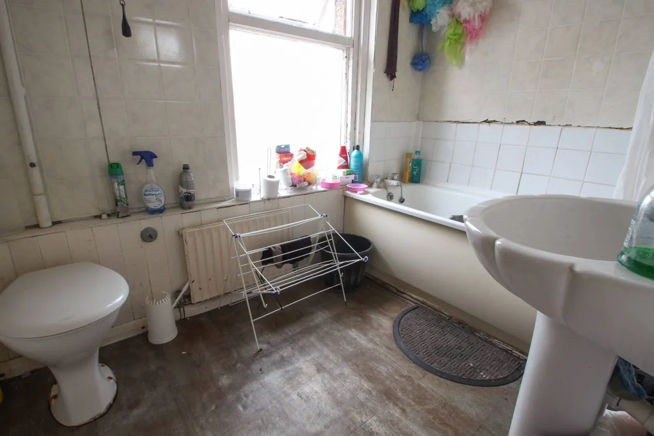 Maximfeldt Road, Erith, Kent, DA8, photo 5