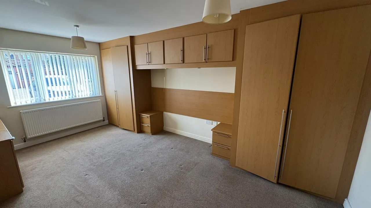 Hall Road West, L23, photo 6