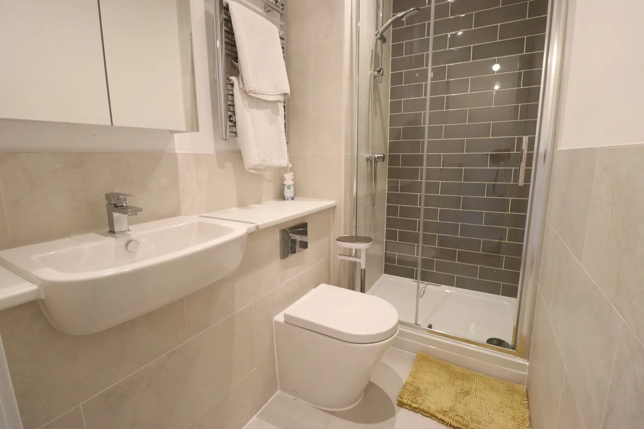 Eastwood Road, Rayleigh, SS6, photo 4