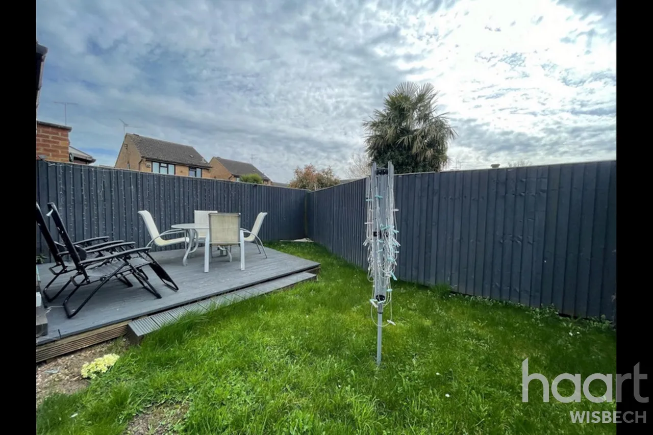 Henry Warby Avenue, Elm, PE14, photo 5