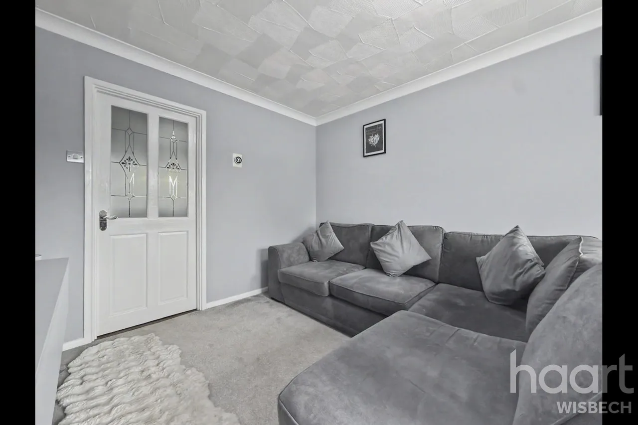 Henry Warby Avenue, Elm, PE14, photo 8