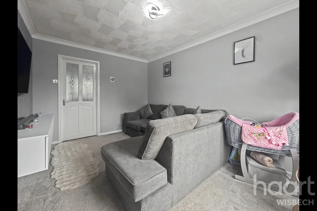 Henry Warby Avenue, Elm, PE14, photo 7