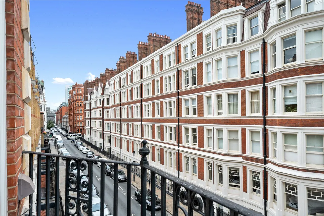 Chenies Street, London, WC1E, photo 8