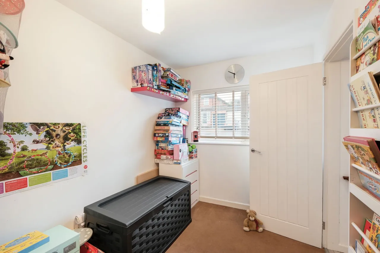 Loynells Road, Rednal, B45, photo 9