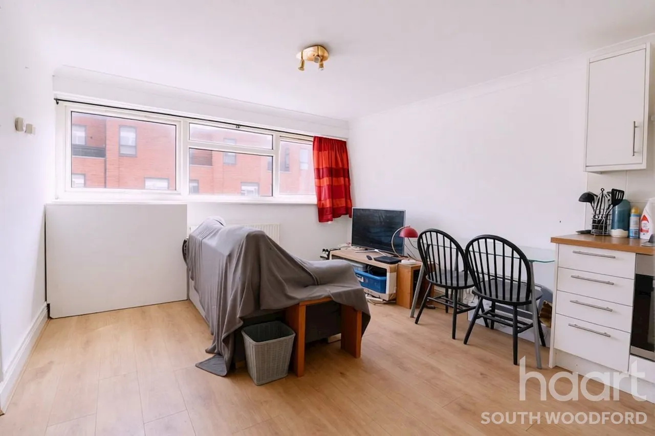 Lynwood Close, London, E18, photo 4