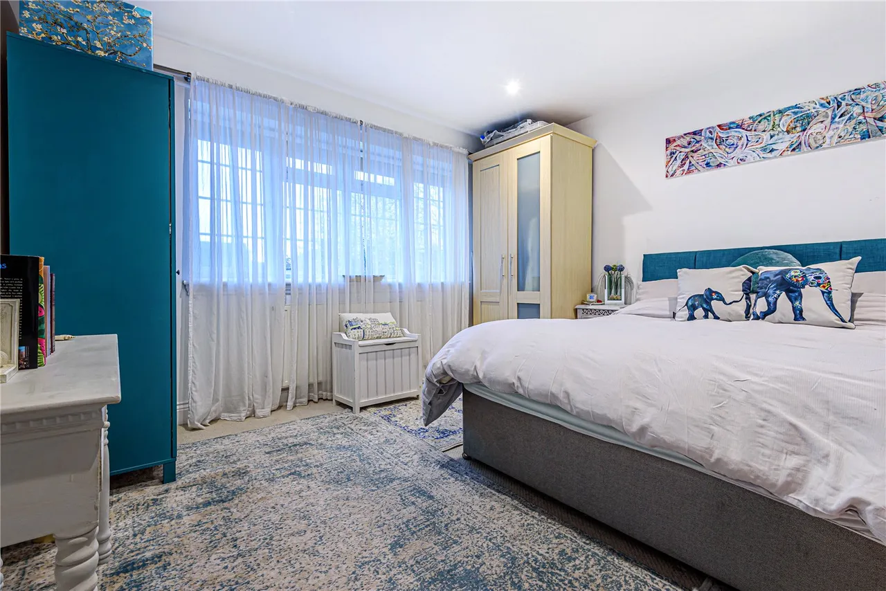Warwick Close, Hampton, London, TW12 2TZ, photo 11