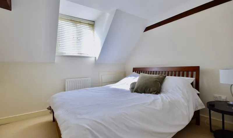Parkers Lane, Ashtead, KT21, photo 8