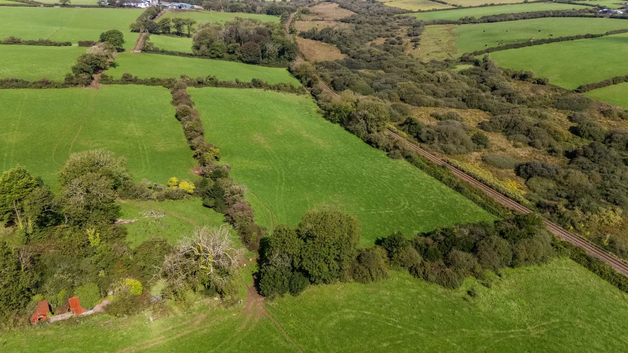 Dwrbach, Fishguard, SA65, photo 25