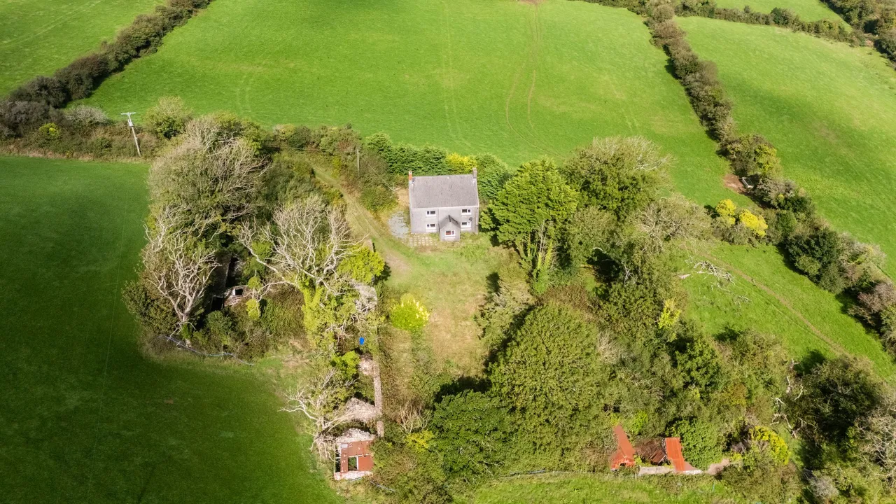 Dwrbach, Fishguard, SA65, photo 4