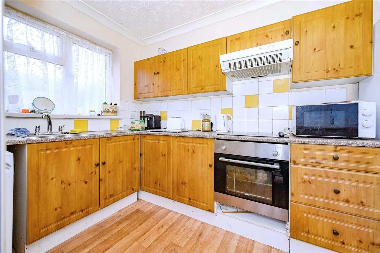 Minorca Way, Luton, Bedfordshire, LU4, photo 6