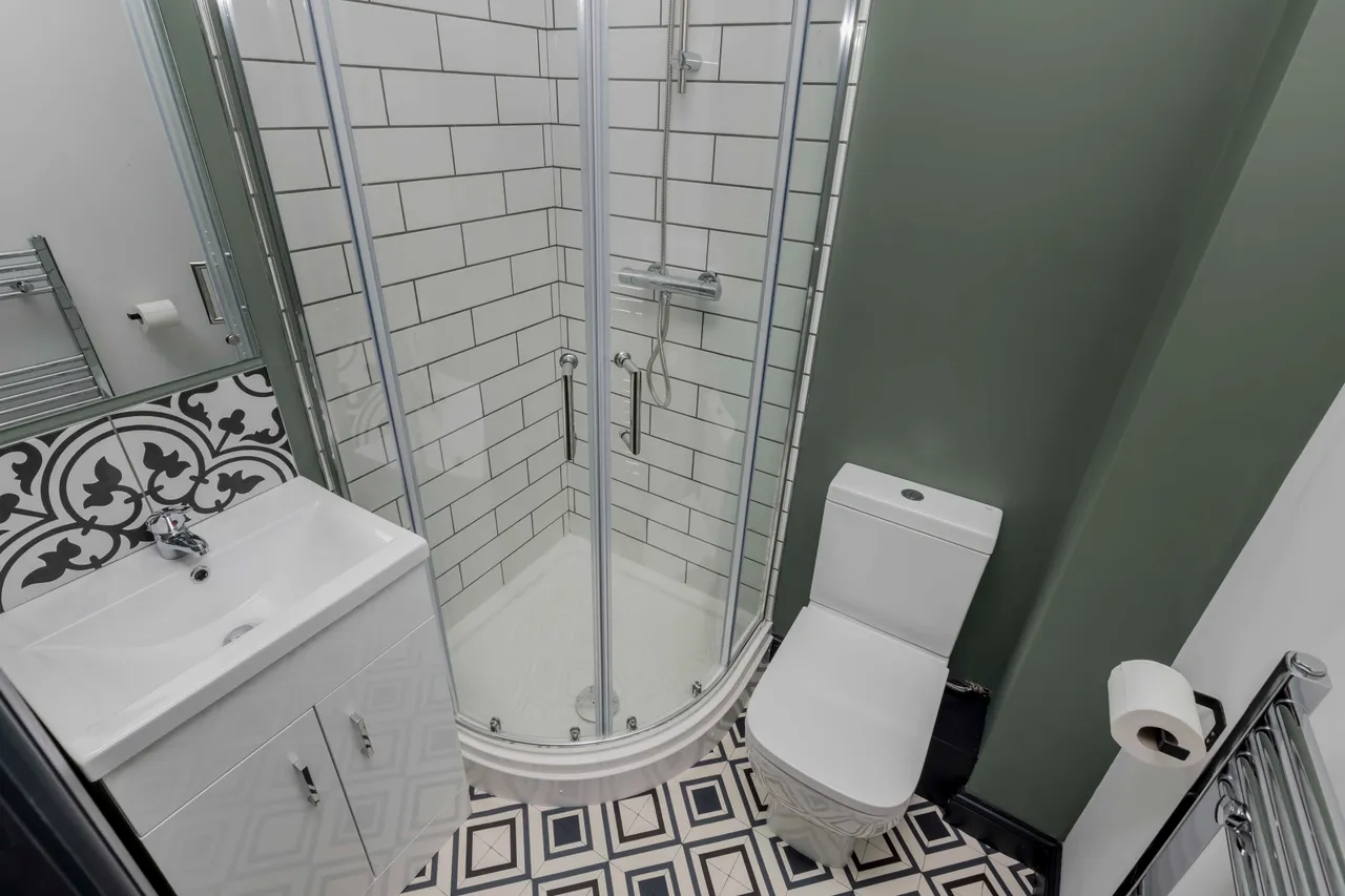 Lower Bents Lane, Bredbury, SK6, photo 25