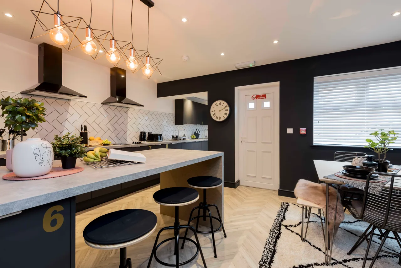 Lower Bents Lane, Bredbury, SK6, photo 2