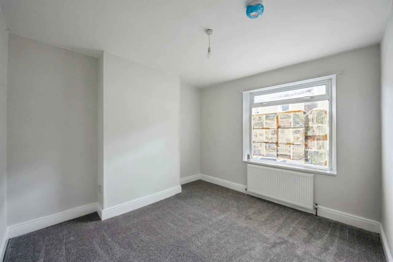 Avenue Road, Wath-Upon-Dearne, S63, photo 3