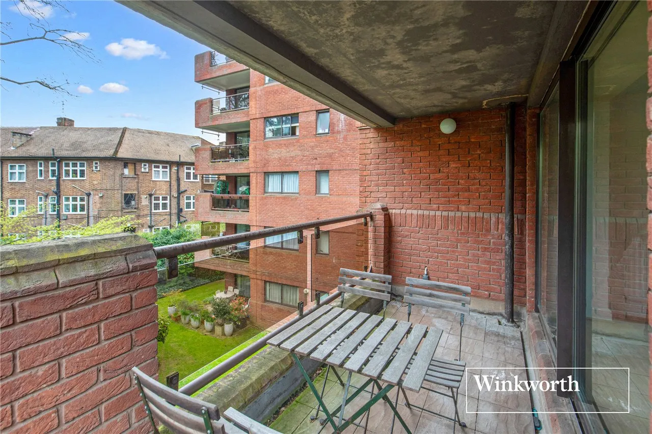 Spencer Close, Finchley, London, N3, photo 8