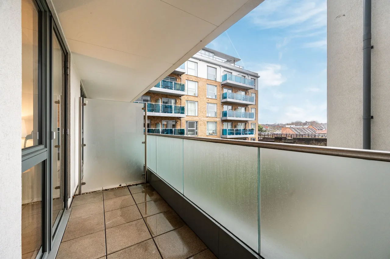 18 Glenbrook Apartments, 85 Glenthorne Road, London, photo 9