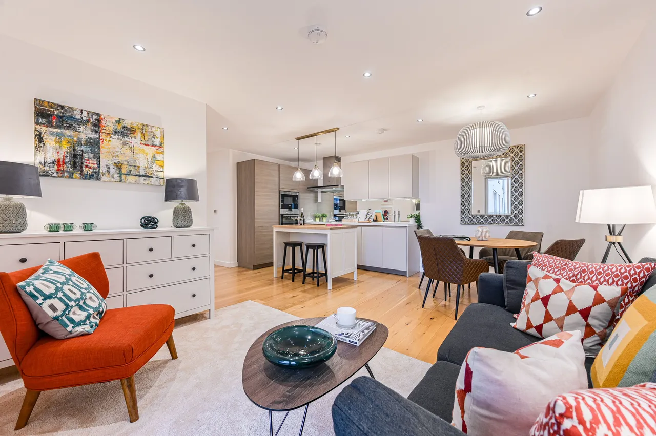 18 Glenbrook Apartments, 85 Glenthorne Road, London, photo 8