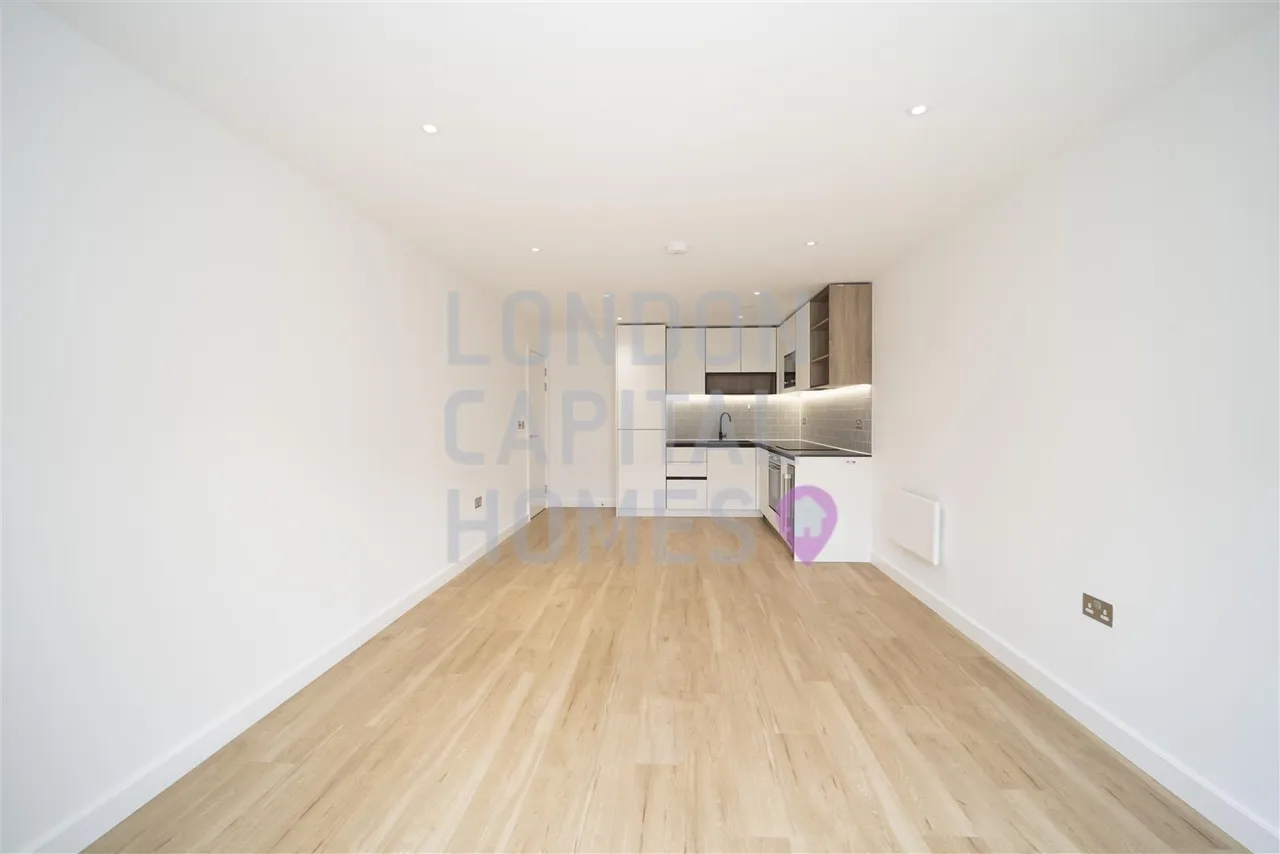 2 bed flat for sale, Beaufort Square, London