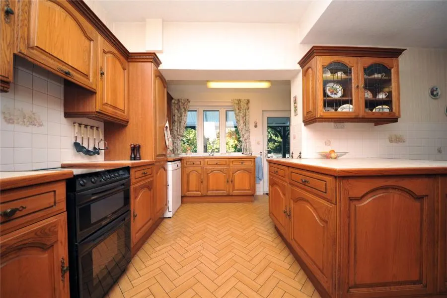 Llandennis Avenue, Cyncoed, CF23, photo 10