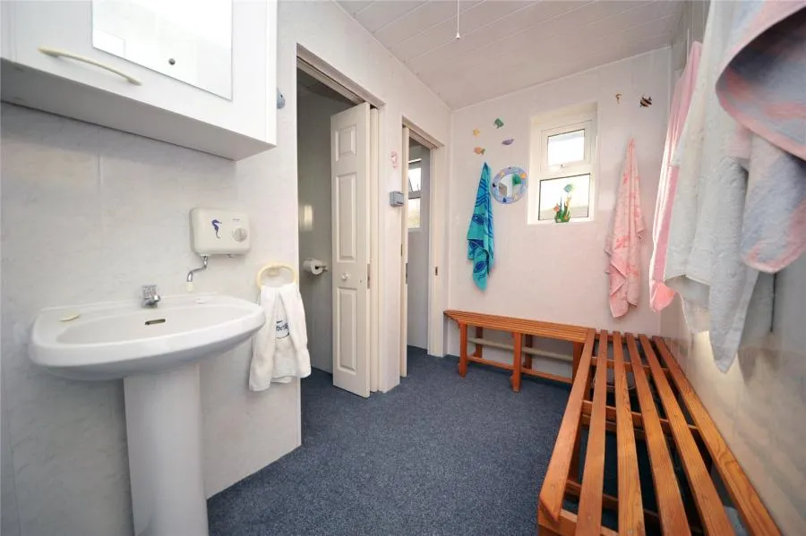 Llandennis Avenue, Cyncoed, CF23, photo 27