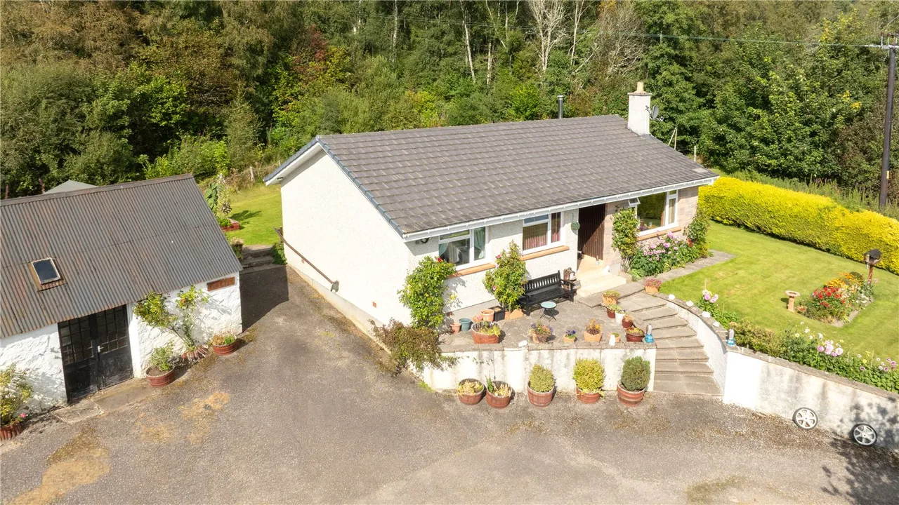 Ben Loyal, Glen Urquhart, Drumnadrochit, Inverness, IV63 6TN, photo 12