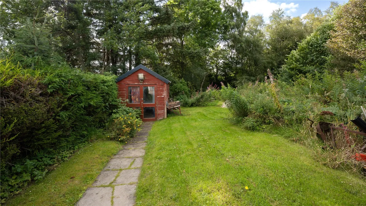 Ben Loyal, Glen Urquhart, Drumnadrochit, Inverness, IV63 6TN, photo 15