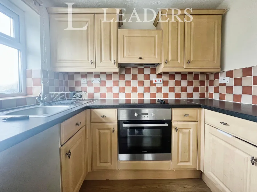 Pennine Road, Bromsgrove, B61, photo 3